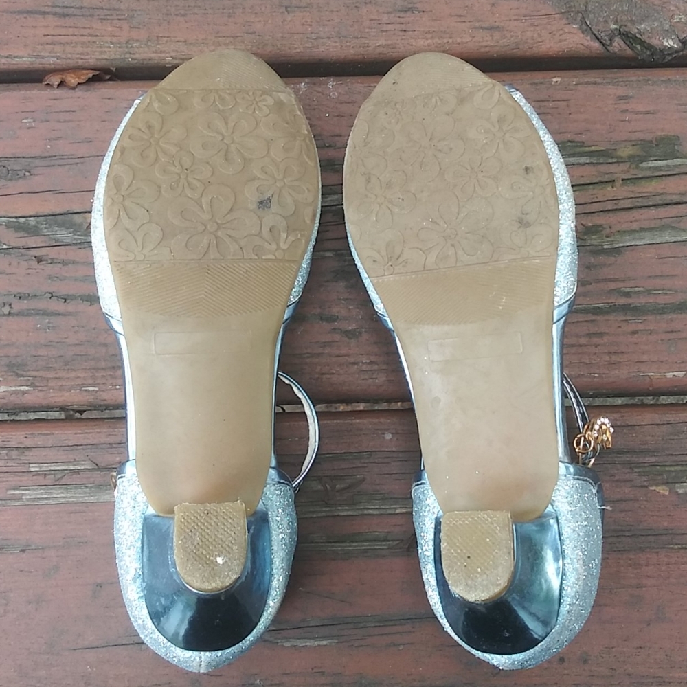 Blue glittery heels for kids 👡 - Picture 6 of 6